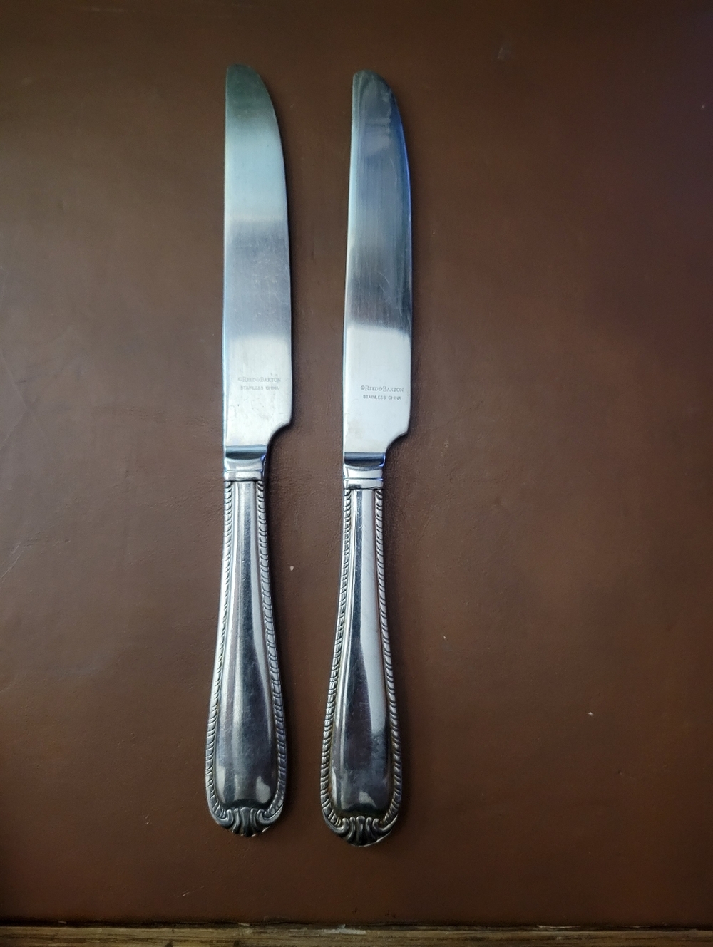 Stainless Steel Silver Dinner Knives - Classic Rope Edge (Set of 2)